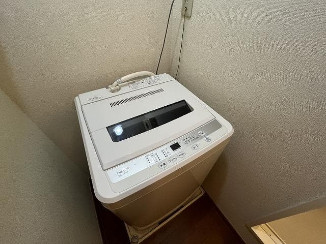 Room image 11