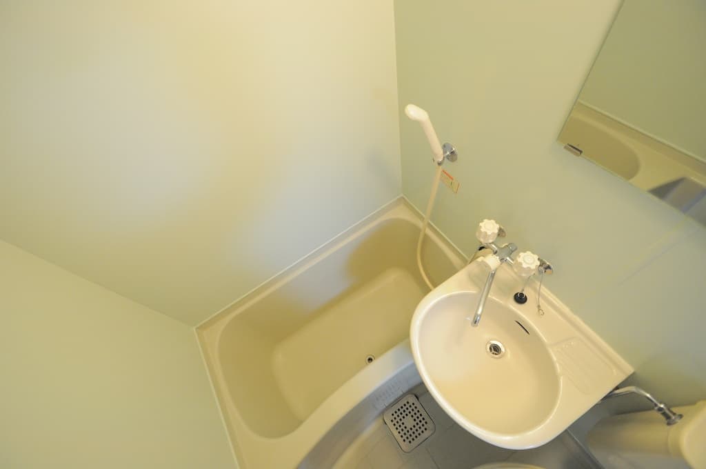 Room image 9