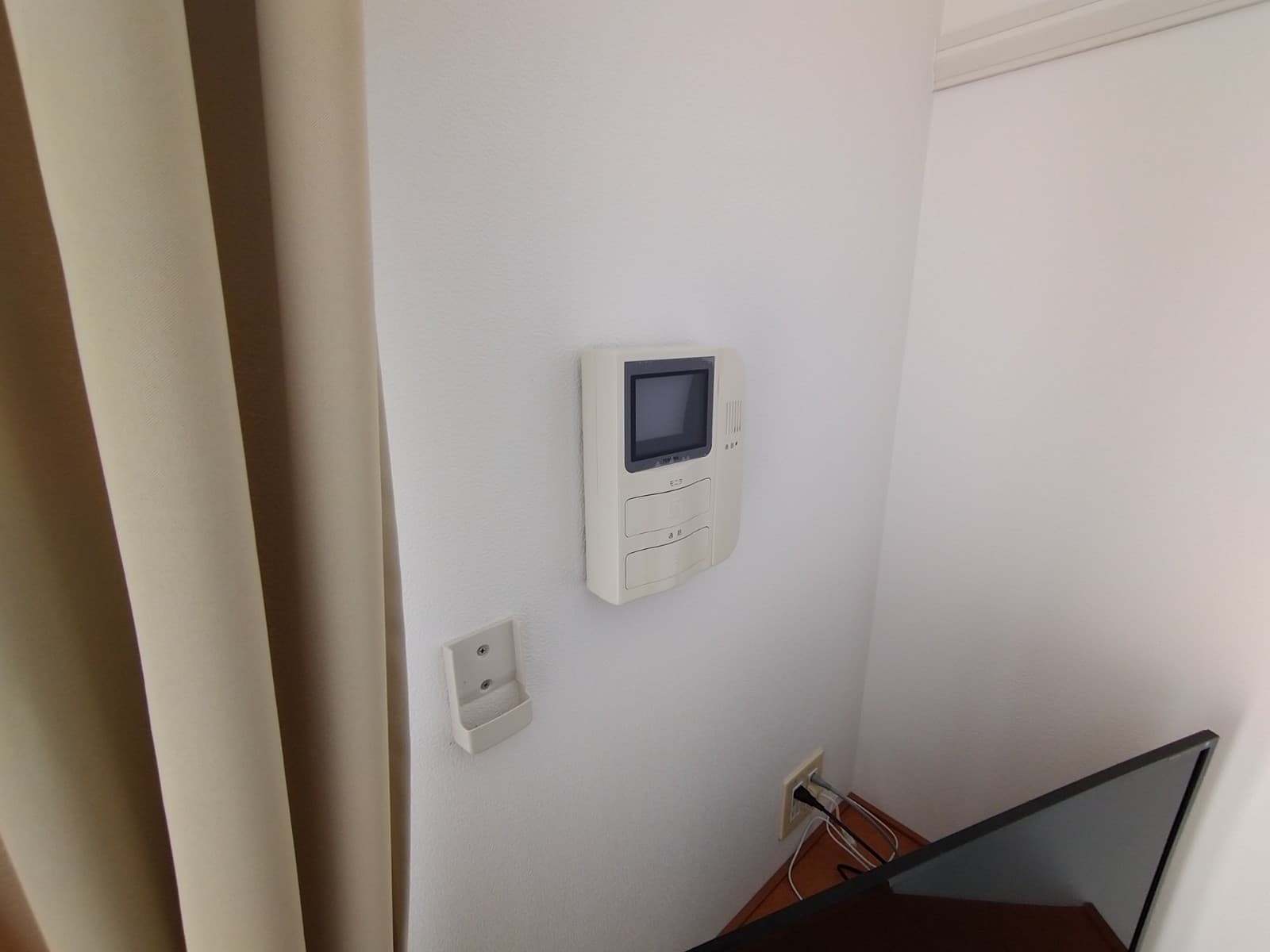 Room image 16