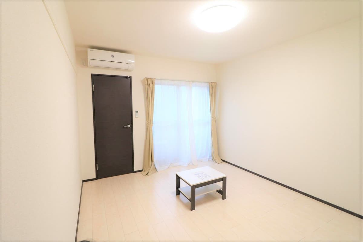 Preview interior of LEONEXT Higashiyama