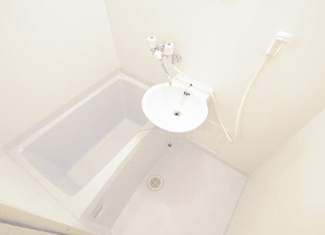 Room image 8