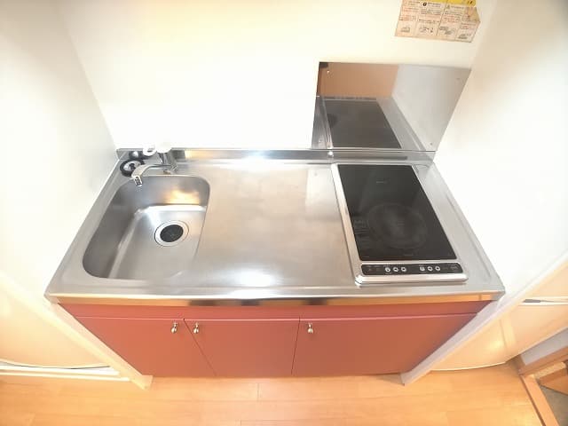 Room image 8