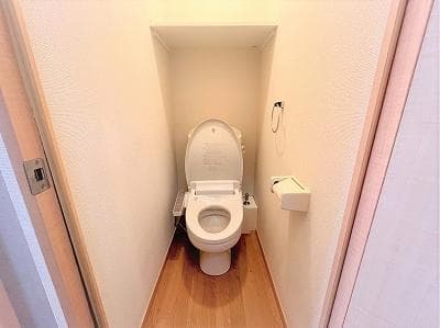 Room image 13