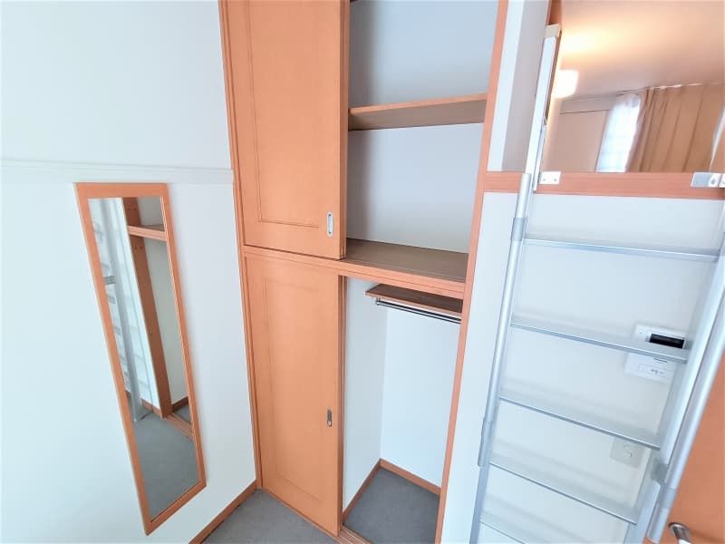 Room image 10