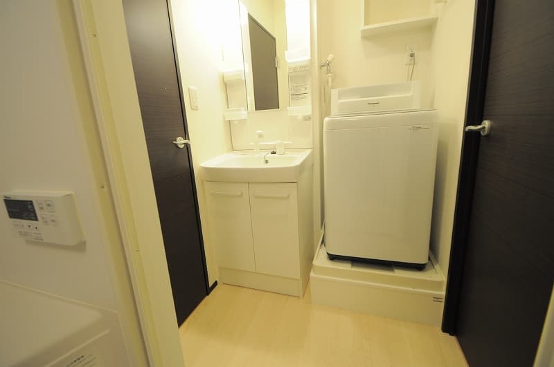 Room image 13