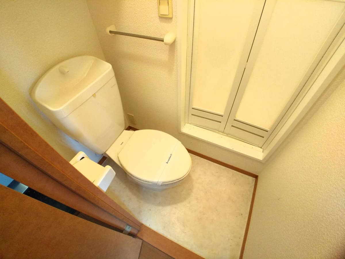 Room image 10