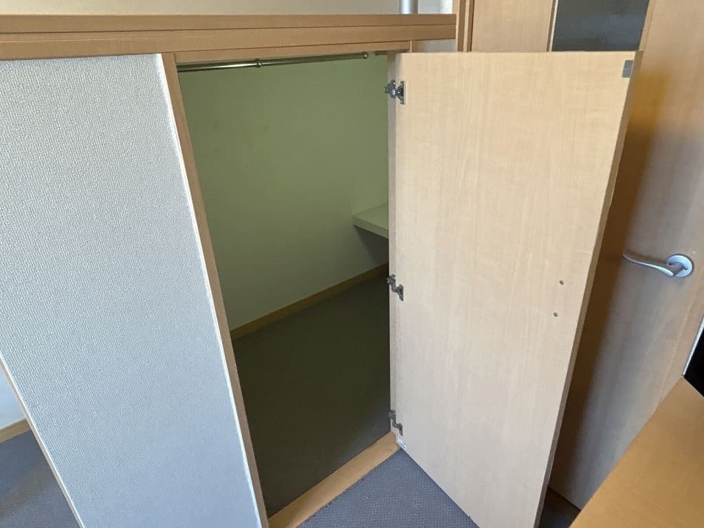 Room image 9