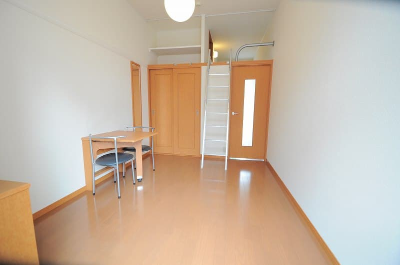 Preview interior of leopalace I.S. Senrioka