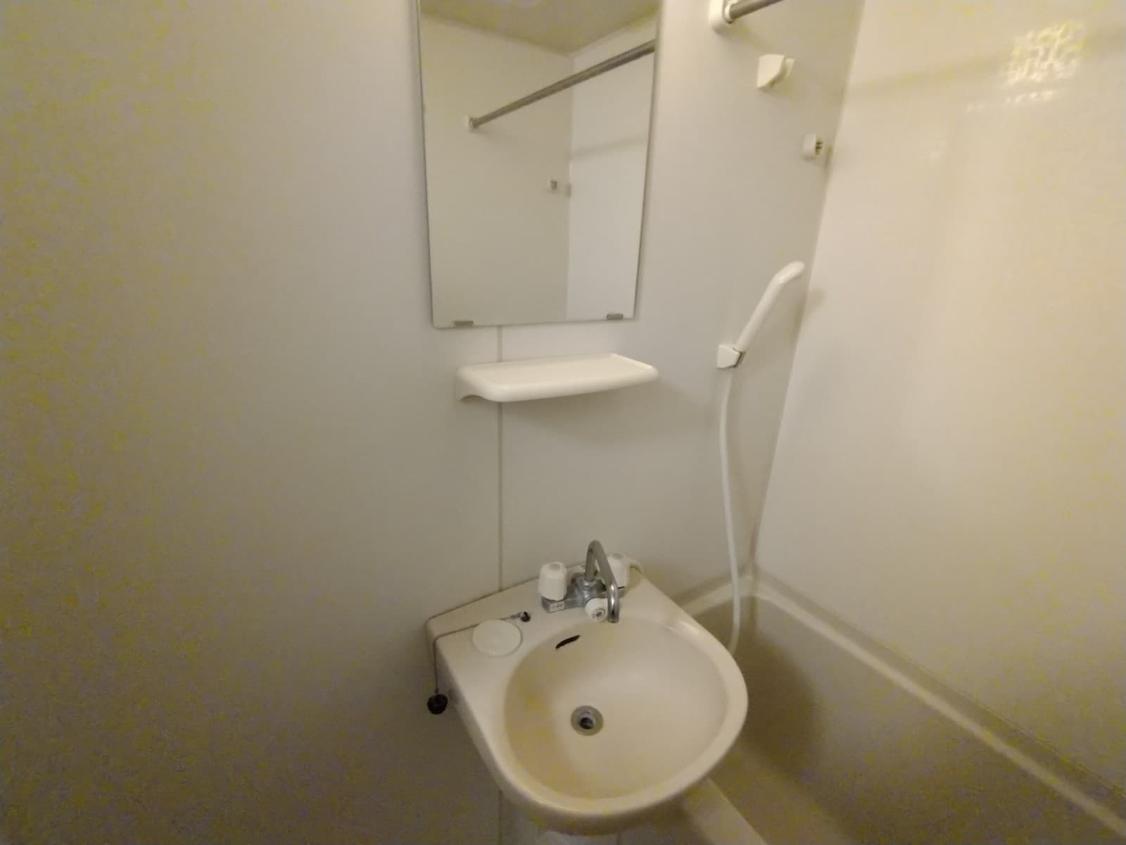 Room image 11