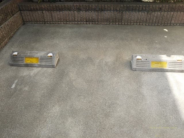 Room image 16
