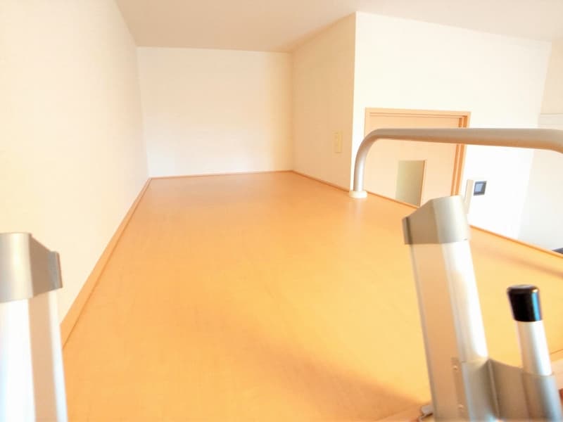 Room image 8