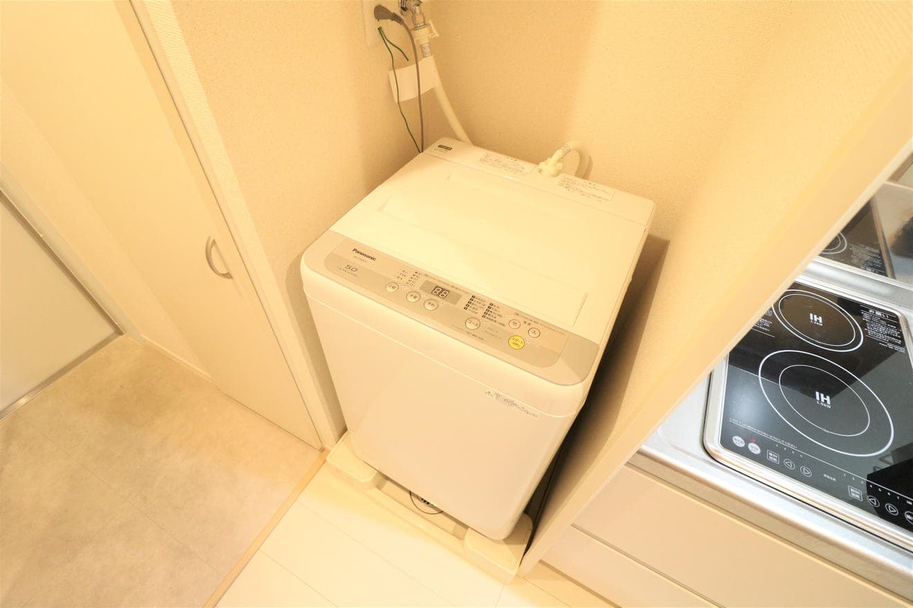 Room image 8