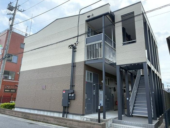Main exterior of leopalace Wear House