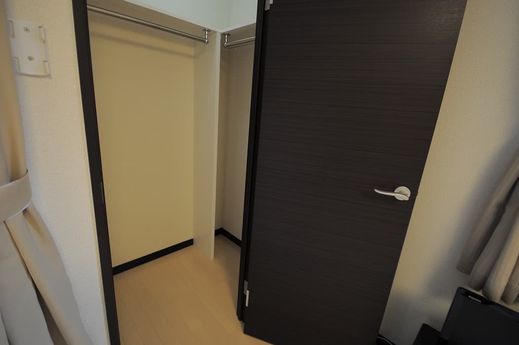 Room image 15