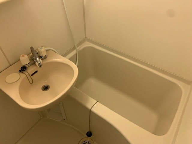 Room image 9