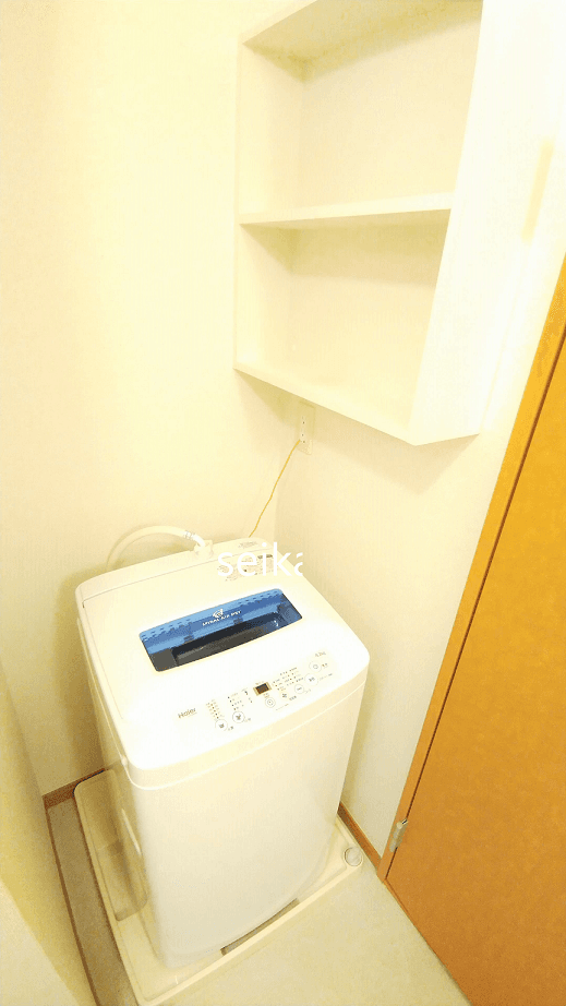 Room image 9