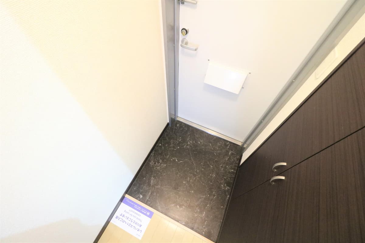Room image 15
