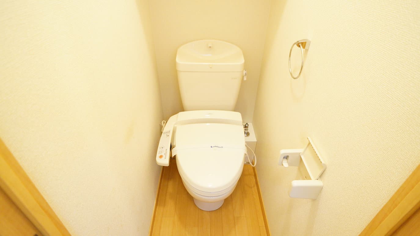 Room image 10
