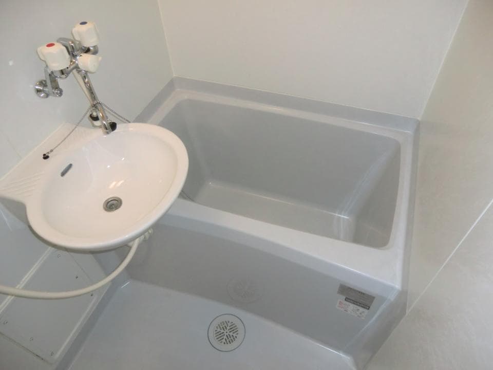 Room image 9