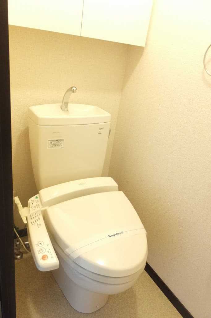 Room image 13