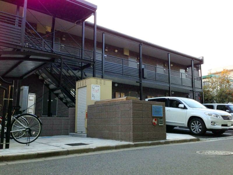 Main exterior of LEONEXT Bella Luce