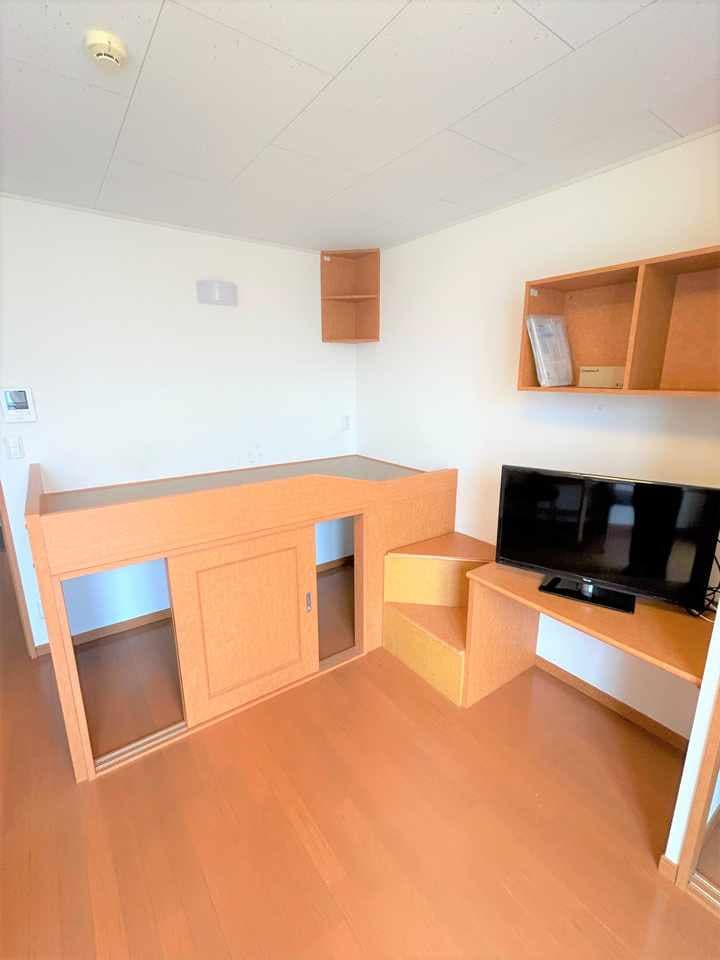 Room image 10