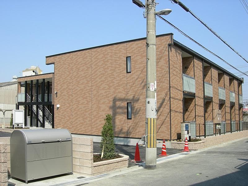 Main exterior of LEONEXT Arrivio Kami