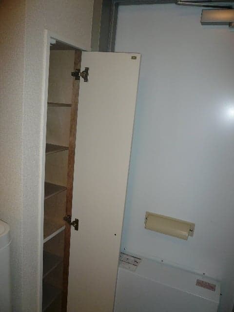 Room image 9