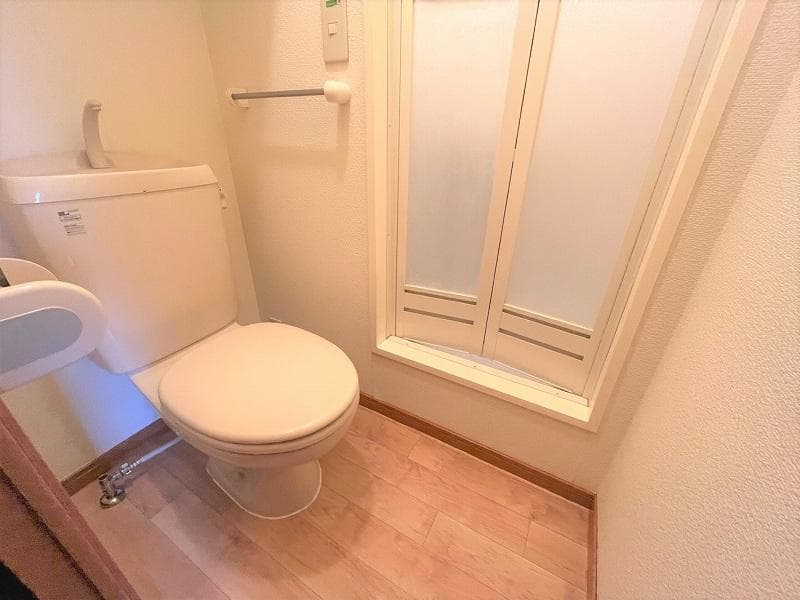 Room image 11