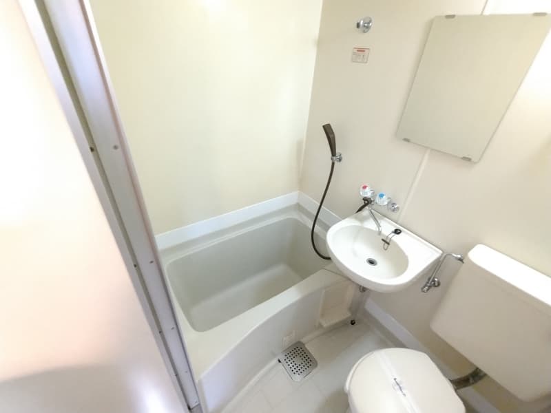 Room image 11