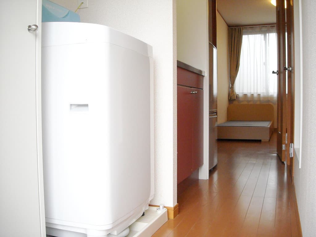 Room image 8
