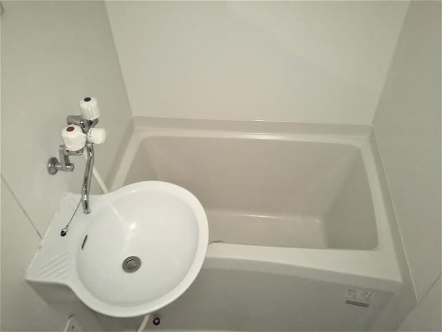 Room image 14