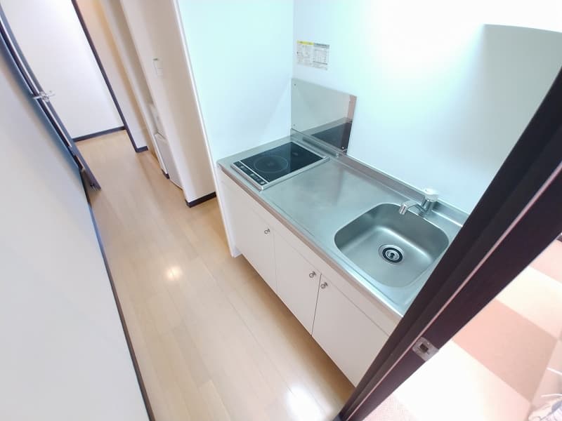 Room image 10
