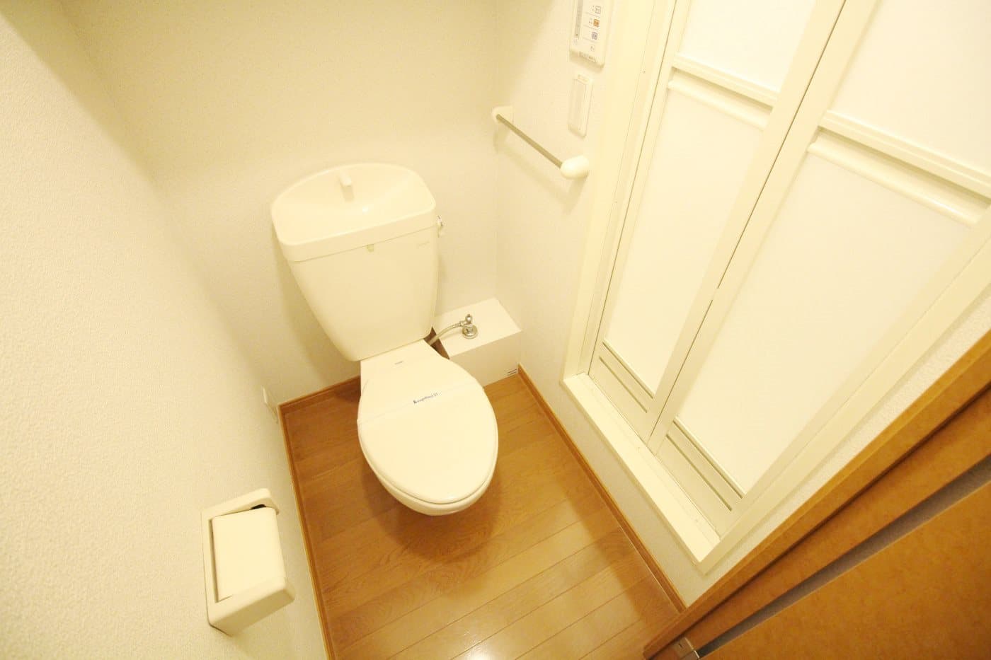 Room image 10