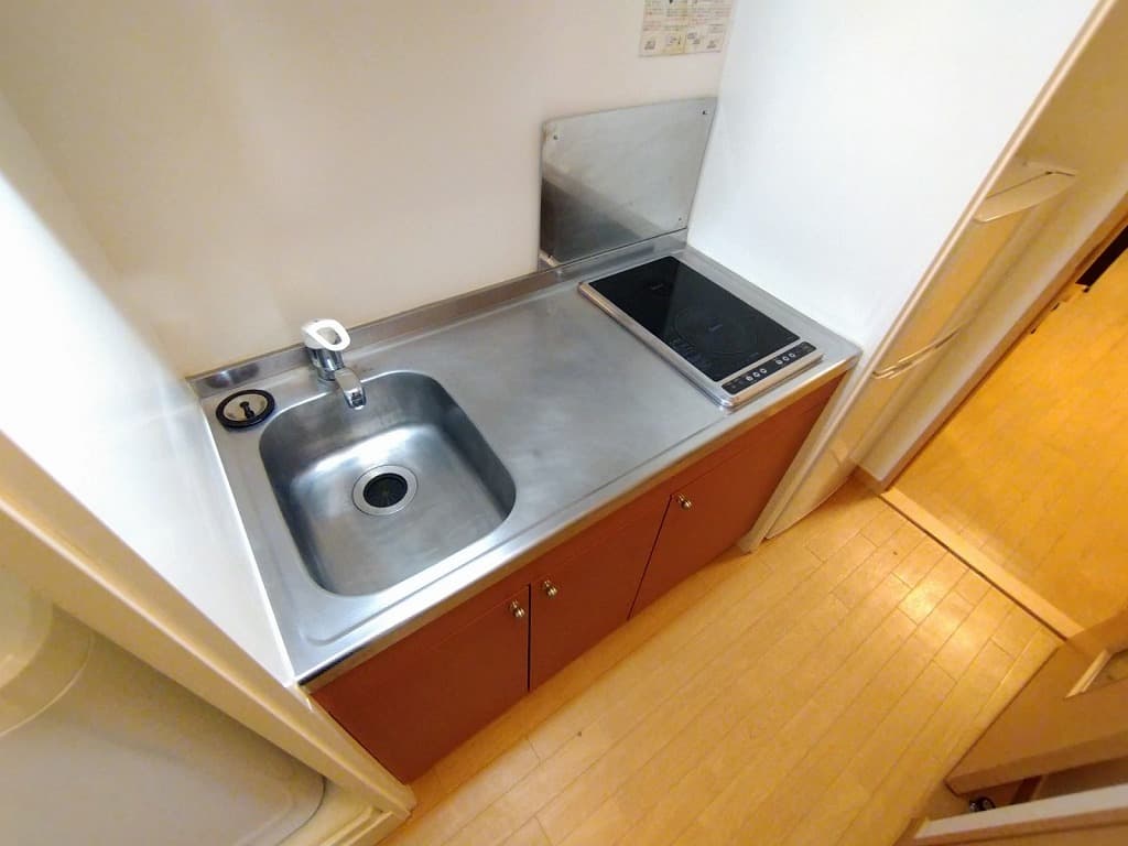 Room image 8