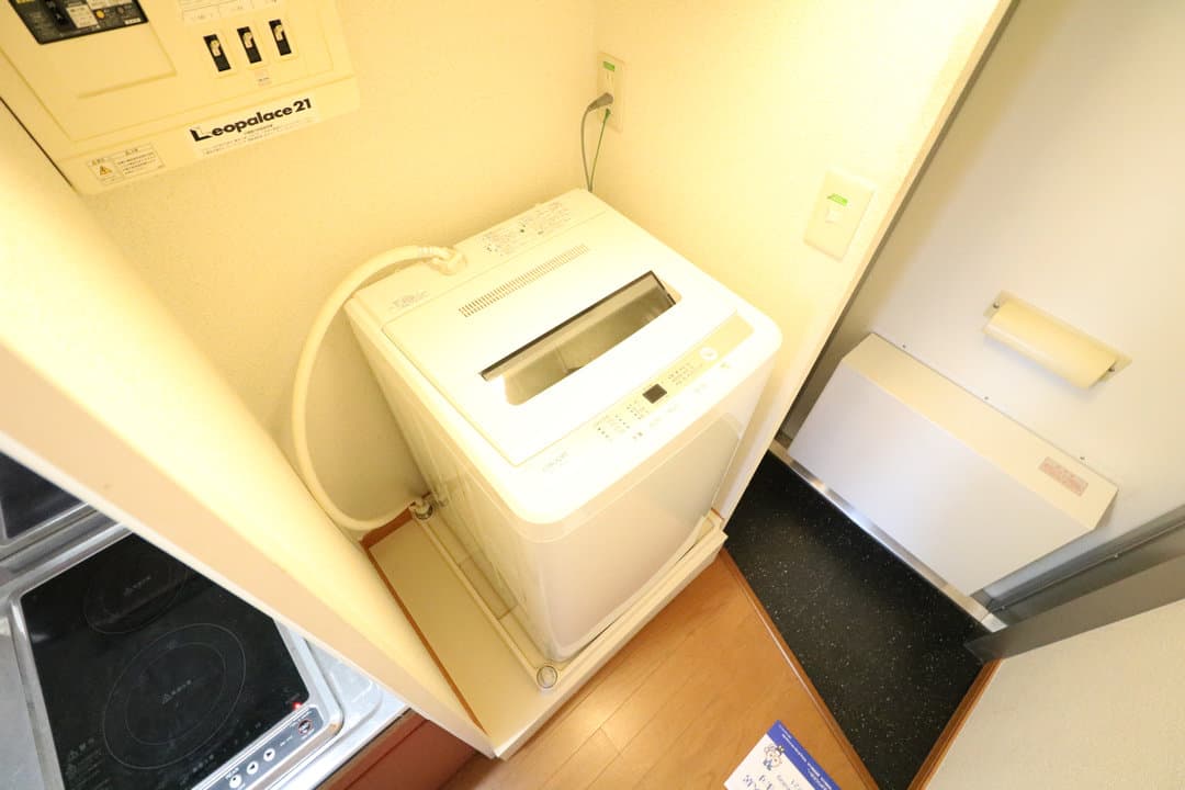 Room image 16