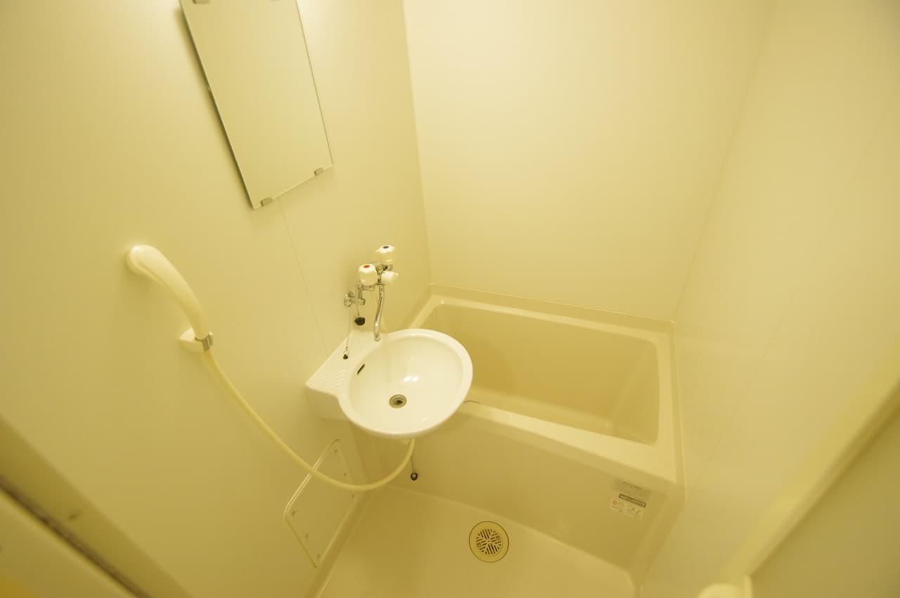 Room image 9