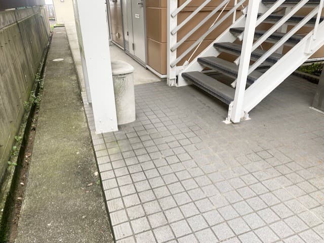 Room image 12
