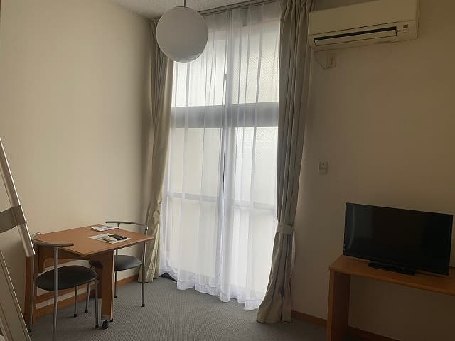 Room image 12