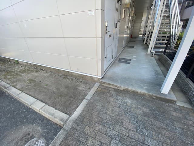 Room image 14