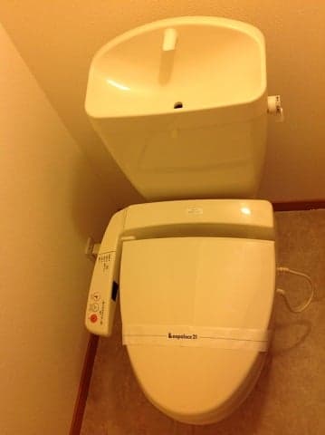 Room image 16