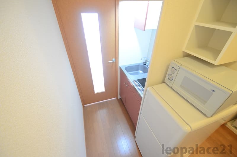 Room image 13
