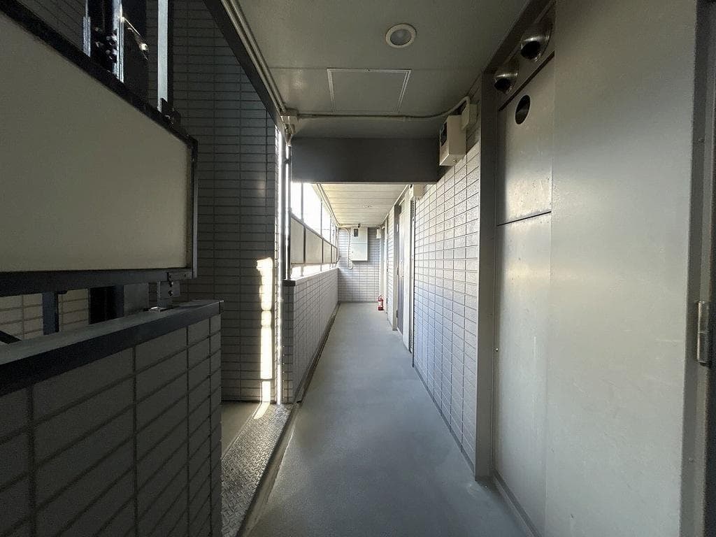 Room image 11