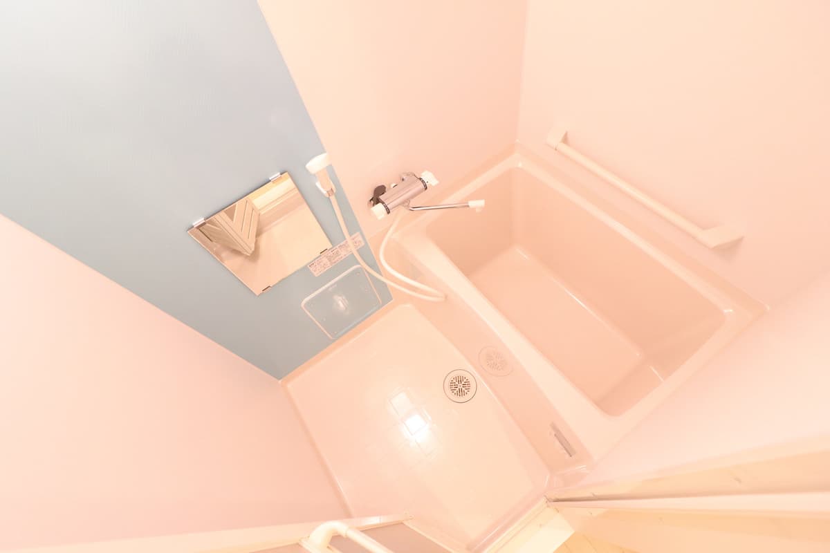 Room image 11