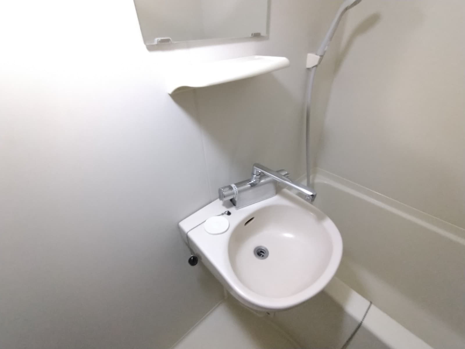 Room image 12