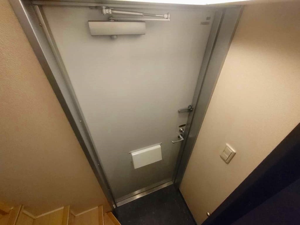 Room image 14