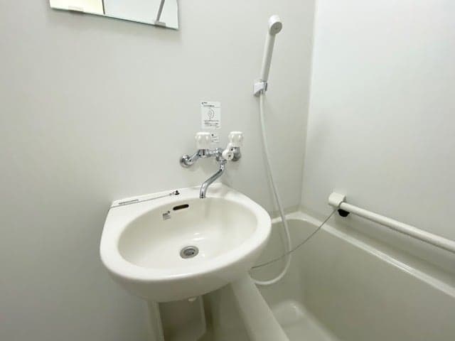 Room image 10