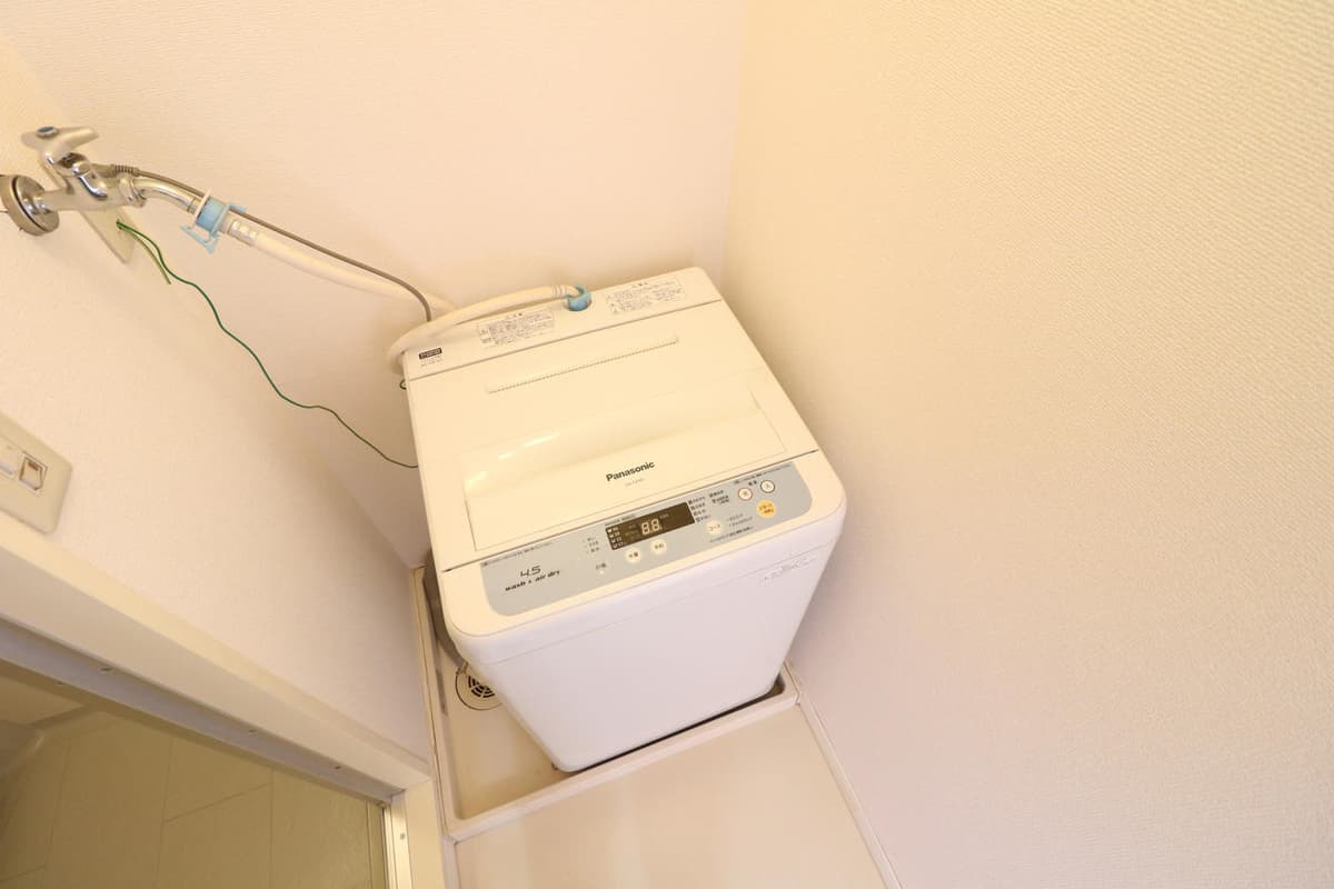Room image 16
