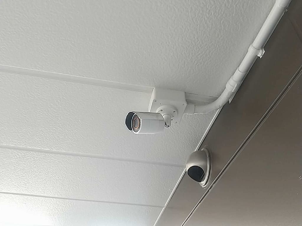 Room image 12