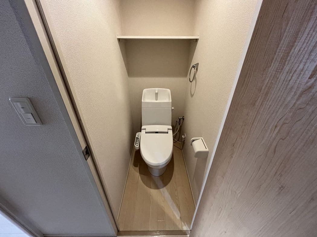 Room image 9